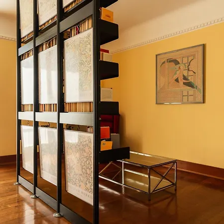 Youhosty - Montenapoleone Noble Flat Apartment Milan