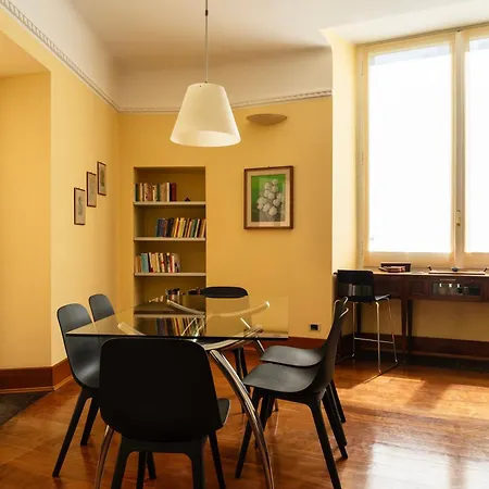 Apartment Youhosty - Montenapoleone Noble Flat *