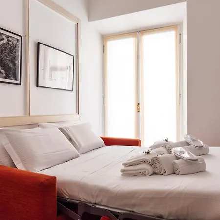 Youhosty - Montenapoleone Noble Flat Milan